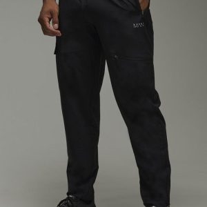 Man Active Zip Pocket Regular Fit Cargo Jogger
