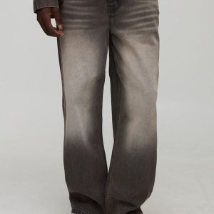 Relaxed Fit Washed Jeans