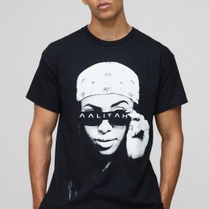 Oversized Aaliyah License Graphic T Shirt