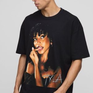 Oversized Tyla License T-Shirt