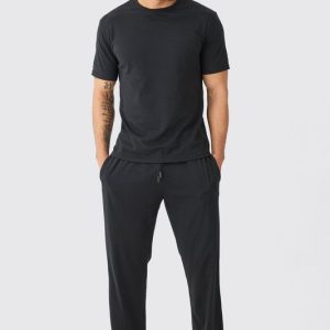 T-shirt & Pants Lounge Set