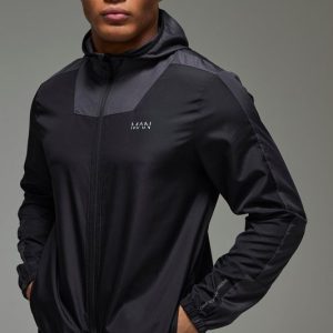 Man Active Regular Fit Lightweight Colour Block Windbreaker