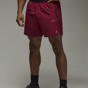 Man Active Perforated Stretch Woven Regular Fit 5inch Short