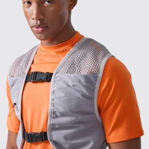 Man Active Hydration Vest