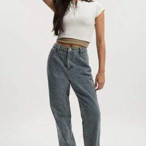 Basic High Waist Straight Leg Jean